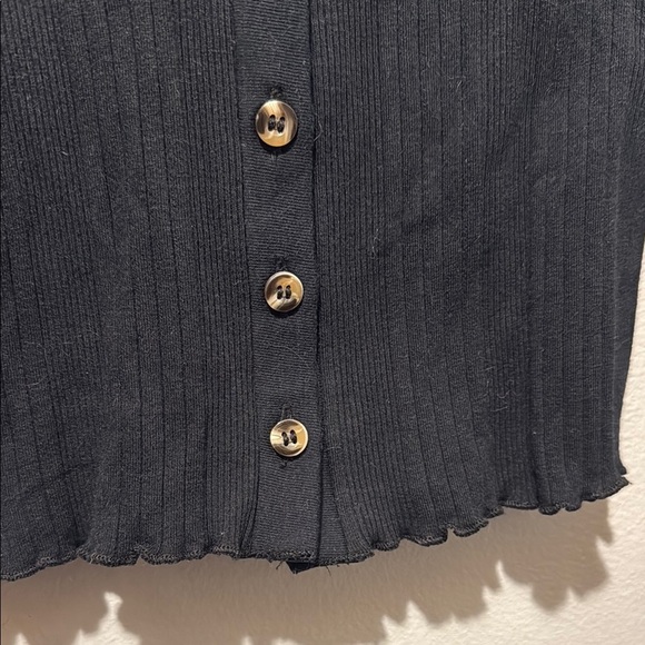 Topshop XS Black Long Sleeve Button-Up Cropped Top - Picture 4 of 9